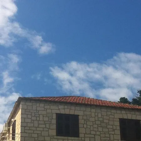 Skrivaneli شقة